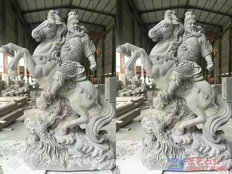 關(guān)公石雕像 